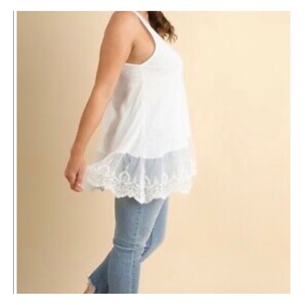 Lace Bottom Tank Top - Picture 2 of 4
